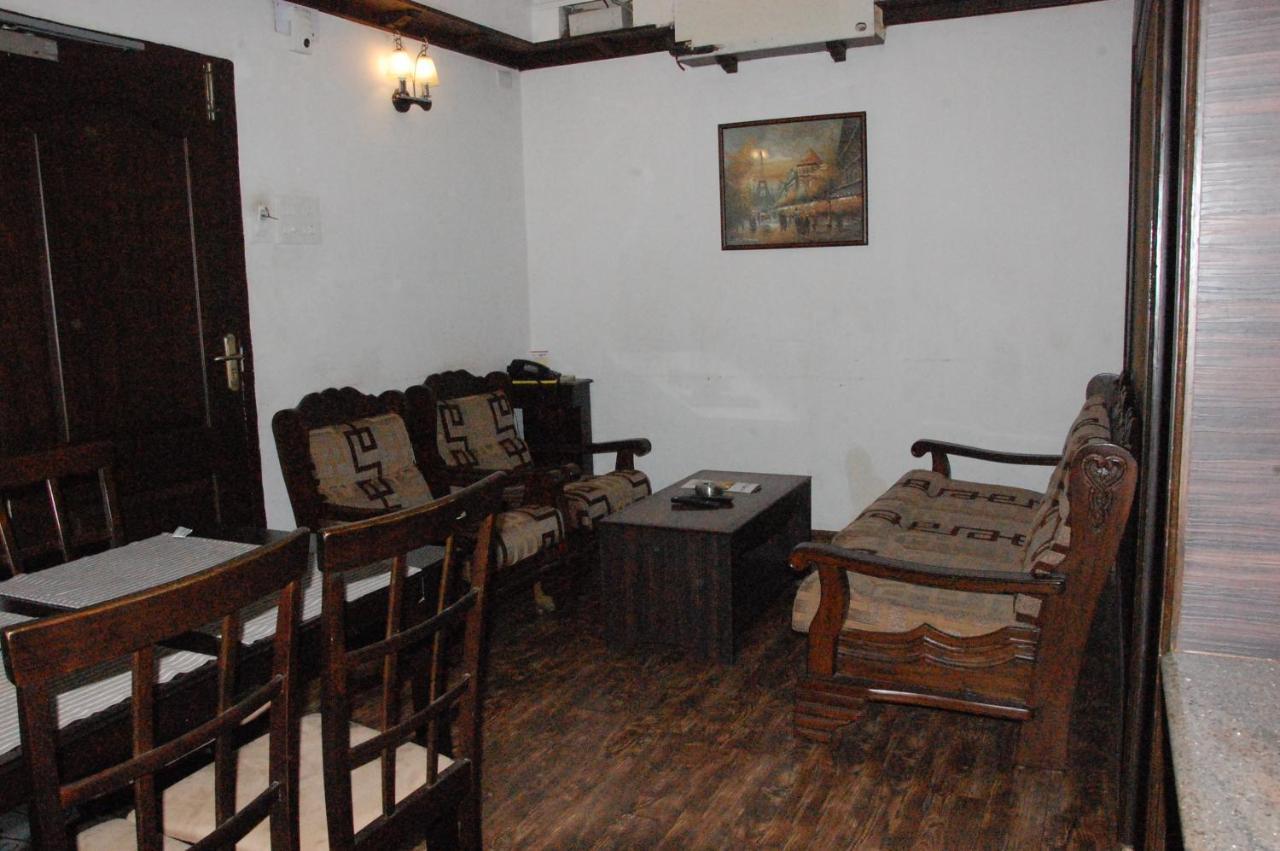 Hotel Blue Star Κοϊμπατόρε Εξωτερικό φωτογραφία