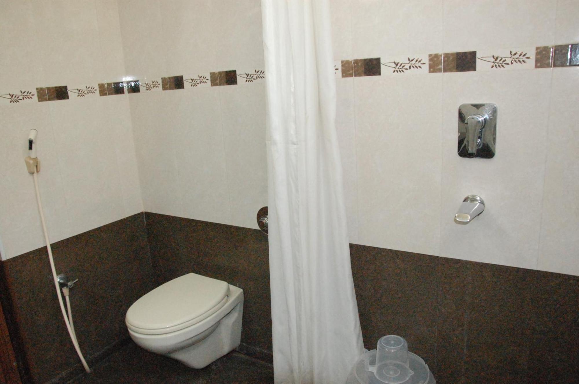 Hotel Blue Star Κοϊμπατόρε Εξωτερικό φωτογραφία